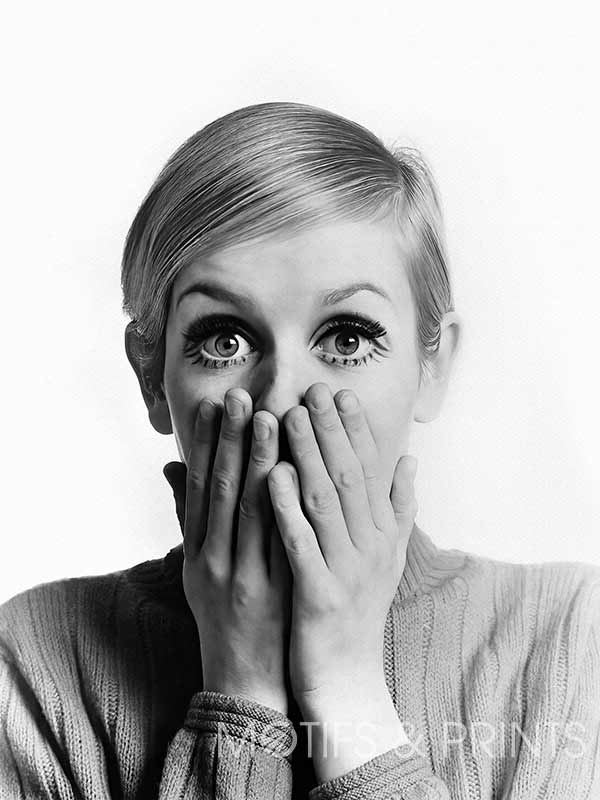 Twiggy Surprised